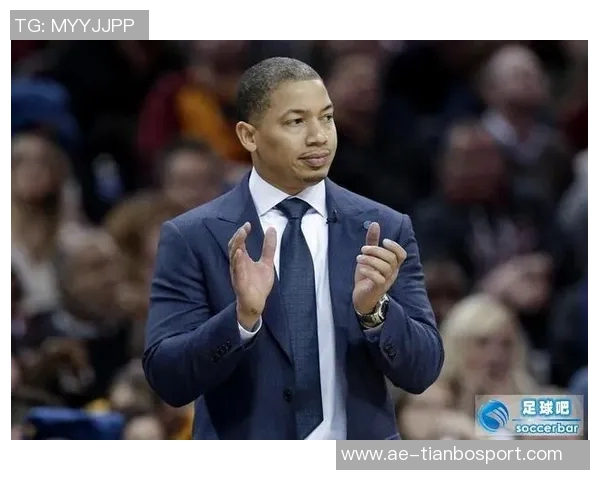 卢指导强调勇士与绿军打法相似强调球队需提升硬朗风格