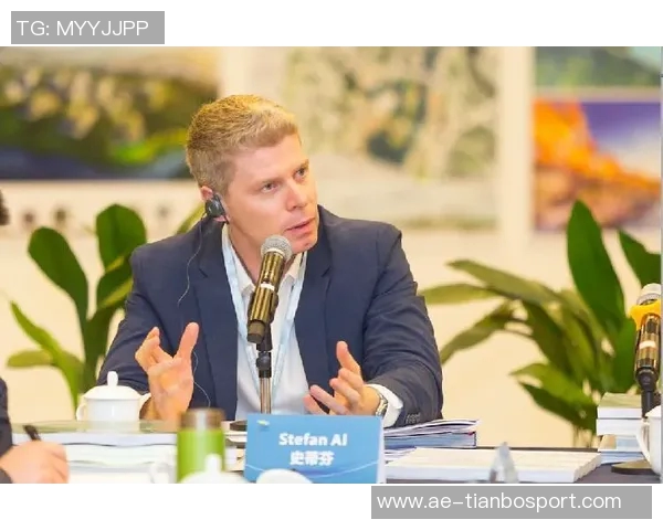 马克西半场表现惊艳16分5板7助展现领袖风范