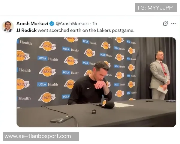 雷迪克谈拉拉维亚成长之路强调05秒接球投篮策略与全面表现 雷迪克谈拉拉维亚成长之路强调05秒接球投篮策略与全面表现