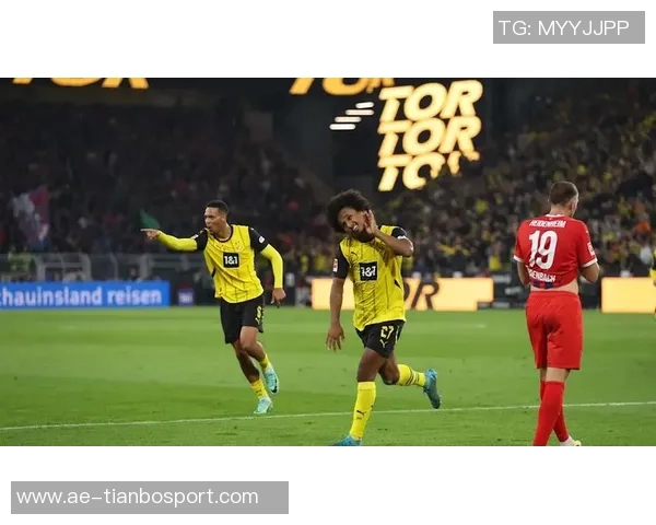 阿德耶米在多特遭遇困境曼联与其经纪人门德斯展开接触