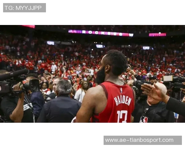 布鲁斯布朗拒绝多队报价选择底薪回归掘金续写传奇 布鲁斯布朗拒绝多队报价选择底薪回归掘金续写传奇