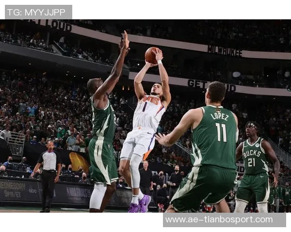 字母哥半场表现抢眼8投5中斩获15分3篮板2助攻独得11分助球队争胜 字母哥半场表现抢眼8投5中斩获15分3篮板2助攻独得11分助球队争胜